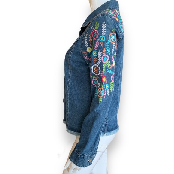 BLEU BAYOU EMBROIDERED DENIM JACKET  WOMEN’S SIZE S/M - Picture 4 of 12